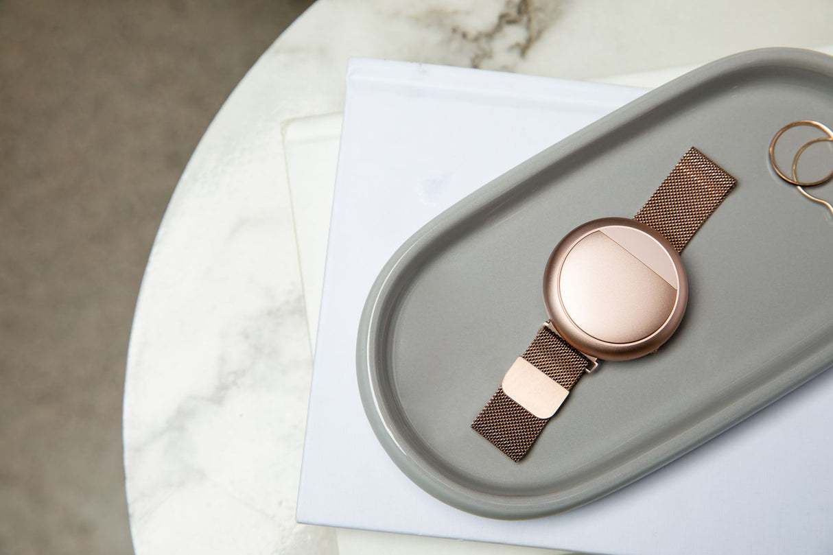 Embr Wave  2 - Personal Temperature Control Wristband