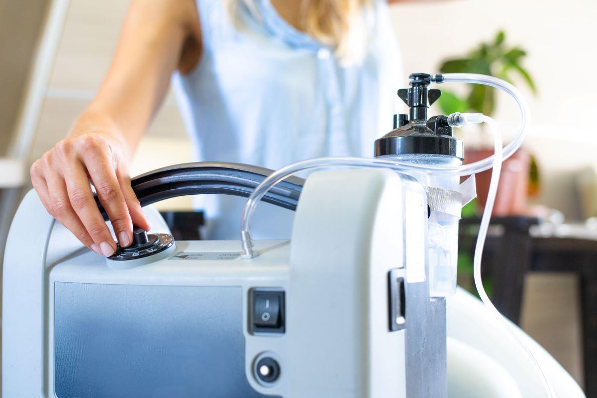 How Does An Oxygen Concentrator Work: Ultimate Guide